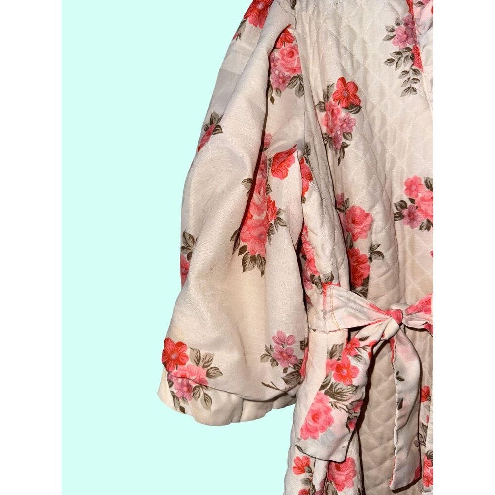 Vintage Floral Quilted Robe With Tie Waist & Puff Sleeves - Picture 8 of 10